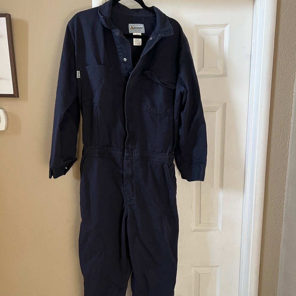 Women’s FR coveralls. Never worn - Women’s size Large